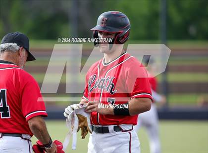Thumbnail 1 in Rockwall-Heath vs. Mansfield Legacy (UIL 6A Regional Quarterfinal Playoffs) photogallery.
