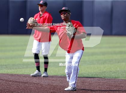 Thumbnail 2 in Rockwall-Heath vs. Mansfield Legacy (UIL 6A Regional Quarterfinal Playoffs) photogallery.
