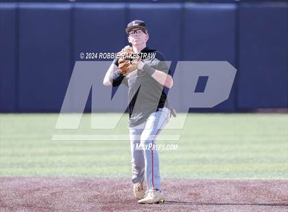Thumbnail 2 in Rockwall-Heath vs. Mansfield Legacy (UIL 6A Regional Quarterfinal Playoffs) photogallery.