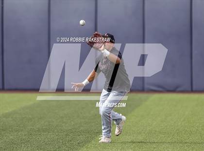 Thumbnail 2 in Rockwall-Heath vs. Mansfield Legacy (UIL 6A Regional Quarterfinal Playoffs) photogallery.
