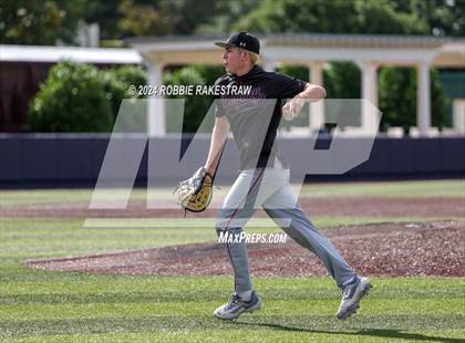 Thumbnail 2 in Rockwall-Heath vs. Mansfield Legacy (UIL 6A Regional Quarterfinal Playoffs) photogallery.