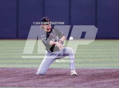Thumbnail 3 in Rockwall-Heath vs. Mansfield Legacy (UIL 6A Regional Quarterfinal Playoffs) photogallery.