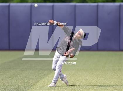 Thumbnail 2 in Rockwall-Heath vs. Mansfield Legacy (UIL 6A Regional Quarterfinal Playoffs) photogallery.
