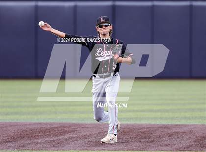 Thumbnail 1 in Rockwall-Heath vs. Mansfield Legacy (UIL 6A Regional Quarterfinal Playoffs) photogallery.
