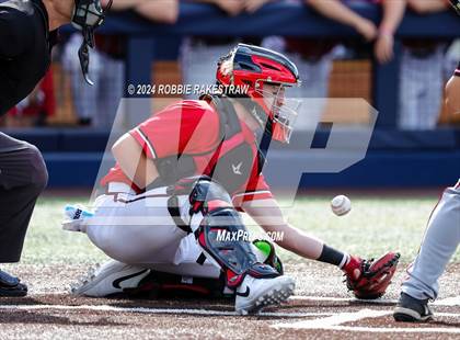 Thumbnail 2 in Rockwall-Heath vs. Mansfield Legacy (UIL 6A Regional Quarterfinal Playoffs) photogallery.