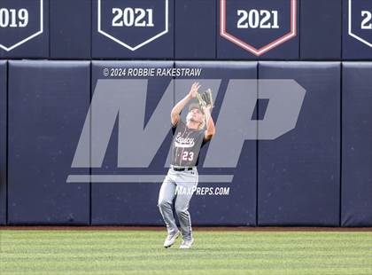 Thumbnail 3 in Rockwall-Heath vs. Mansfield Legacy (UIL 6A Regional Quarterfinal Playoffs) photogallery.