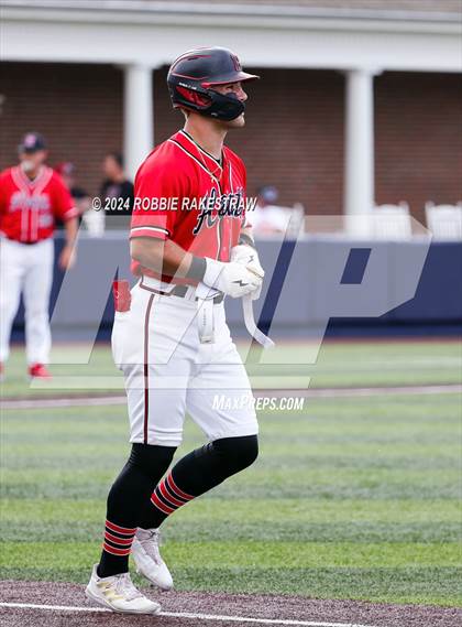Thumbnail 1 in Rockwall-Heath vs. Mansfield Legacy (UIL 6A Regional Quarterfinal Playoffs) photogallery.