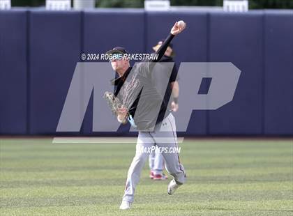 Thumbnail 1 in Rockwall-Heath vs. Mansfield Legacy (UIL 6A Regional Quarterfinal Playoffs) photogallery.