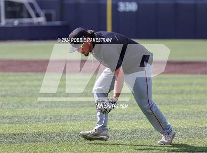 Thumbnail 1 in Rockwall-Heath vs. Mansfield Legacy (UIL 6A Regional Quarterfinal Playoffs) photogallery.