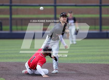 Thumbnail 2 in Rockwall-Heath vs. Mansfield Legacy (UIL 6A Regional Quarterfinal Playoffs) photogallery.