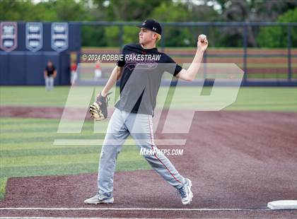 Thumbnail 3 in Rockwall-Heath vs. Mansfield Legacy (UIL 6A Regional Quarterfinal Playoffs) photogallery.