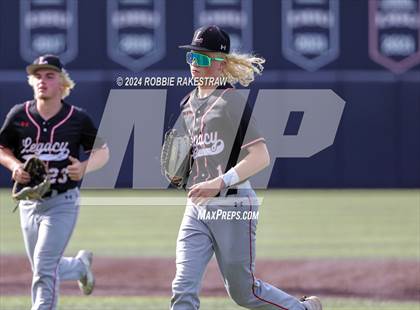 Thumbnail 1 in Rockwall-Heath vs. Mansfield Legacy (UIL 6A Regional Quarterfinal Playoffs) photogallery.