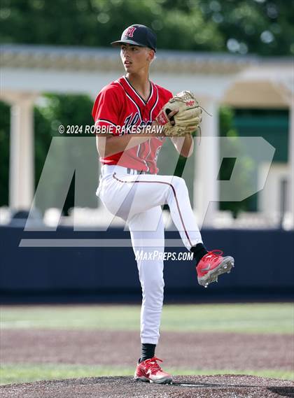 Thumbnail 2 in Rockwall-Heath vs. Mansfield Legacy (UIL 6A Regional Quarterfinal Playoffs) photogallery.