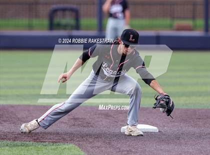 Thumbnail 3 in Rockwall-Heath vs. Mansfield Legacy (UIL 6A Regional Quarterfinal Playoffs) photogallery.