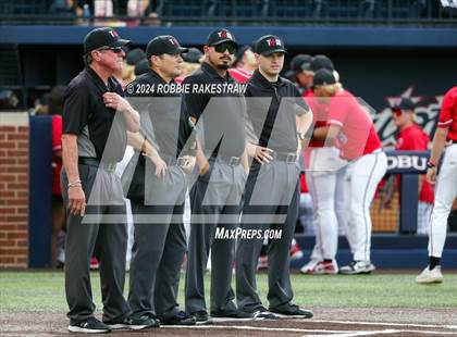 Thumbnail 1 in Rockwall-Heath vs. Mansfield Legacy (UIL 6A Regional Quarterfinal Playoffs) photogallery.