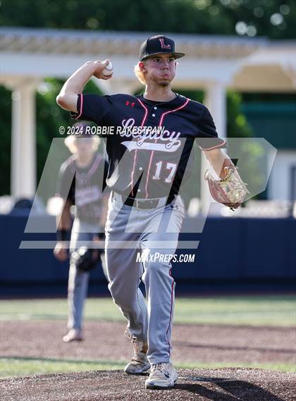 Thumbnail 2 in Rockwall-Heath vs. Mansfield Legacy (UIL 6A Regional Quarterfinal Playoffs) photogallery.