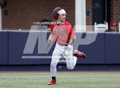 Thumbnail 2 in Rockwall-Heath vs. Mansfield Legacy (UIL 6A Regional Quarterfinal Playoffs) photogallery.
