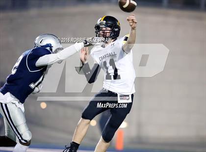 Thumbnail 3 in Crandall vs. Paris (UIL 4A Bi-District Playoff) photogallery.