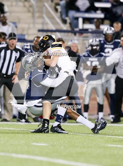 Thumbnail 2 in Crandall vs. Paris (UIL 4A Bi-District Playoff) photogallery.