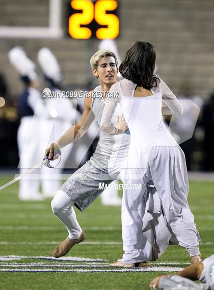 Thumbnail 1 in Crandall vs. Paris (UIL 4A Bi-District Playoff) photogallery.