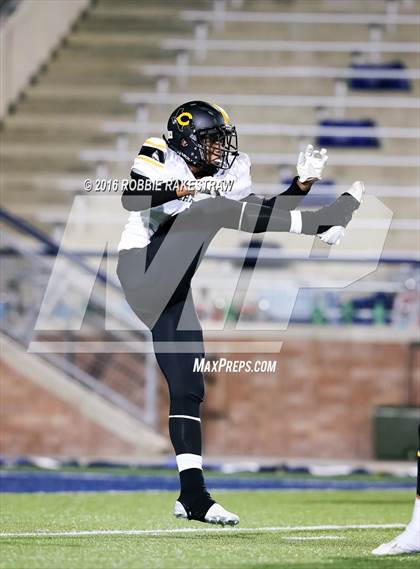 Thumbnail 2 in Crandall vs. Paris (UIL 4A Bi-District Playoff) photogallery.