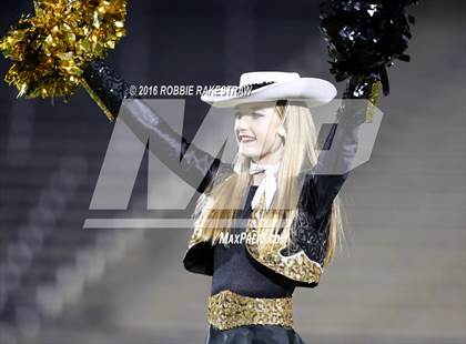 Thumbnail 2 in Crandall vs. Paris (UIL 4A Bi-District Playoff) photogallery.