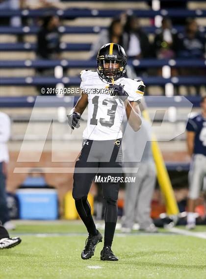 Thumbnail 1 in Crandall vs. Paris (UIL 4A Bi-District Playoff) photogallery.