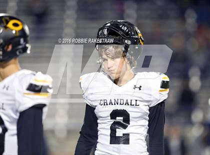 Thumbnail 3 in Crandall vs. Paris (UIL 4A Bi-District Playoff) photogallery.