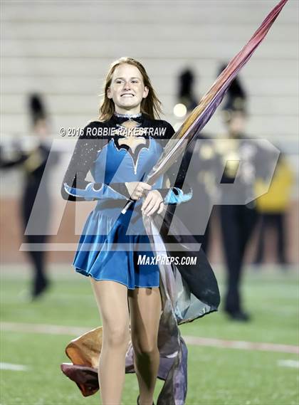 Thumbnail 3 in Crandall vs. Paris (UIL 4A Bi-District Playoff) photogallery.