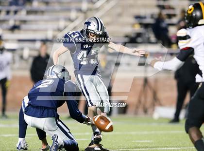Thumbnail 2 in Crandall vs. Paris (UIL 4A Bi-District Playoff) photogallery.
