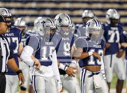 Thumbnail 2 in Crandall vs. Paris (UIL 4A Bi-District Playoff) photogallery.