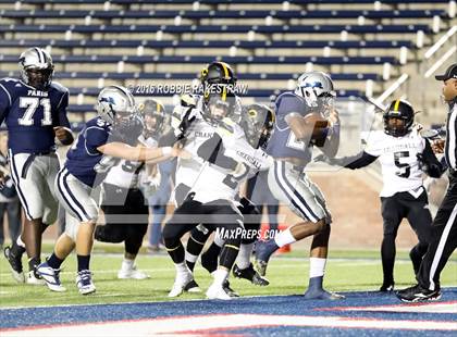 Thumbnail 1 in Crandall vs. Paris (UIL 4A Bi-District Playoff) photogallery.