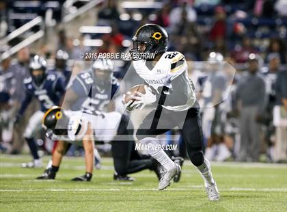 Thumbnail 2 in Crandall vs. Paris (UIL 4A Bi-District Playoff) photogallery.
