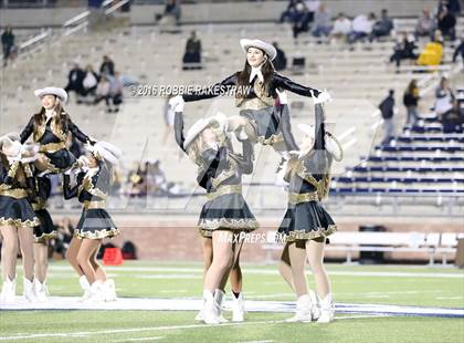 Thumbnail 1 in Crandall vs. Paris (UIL 4A Bi-District Playoff) photogallery.