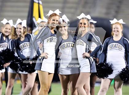 Thumbnail 1 in Crandall vs. Paris (UIL 4A Bi-District Playoff) photogallery.