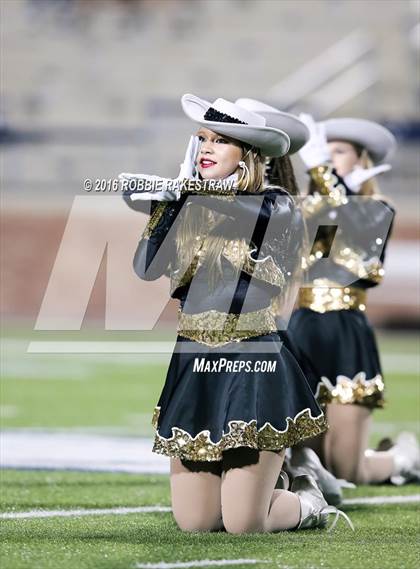 Thumbnail 1 in Crandall vs. Paris (UIL 4A Bi-District Playoff) photogallery.