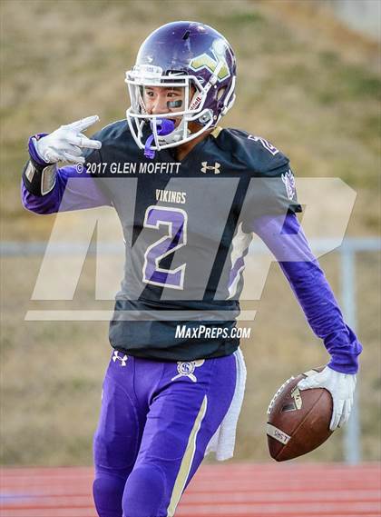 Thumbnail 1 in Stanwood @ Lake Stevens photogallery.