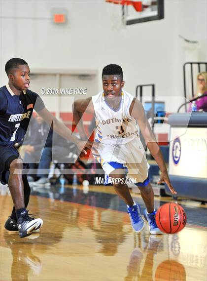 Thumbnail 3 in Fayetteville Academy vs. SouthLake Christian Academy (WNC Holiday Classic) photogallery.
