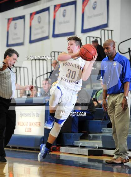 Thumbnail 1 in Fayetteville Academy vs. SouthLake Christian Academy (WNC Holiday Classic) photogallery.