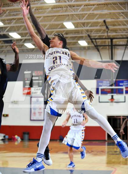 Thumbnail 2 in Fayetteville Academy vs. SouthLake Christian Academy (WNC Holiday Classic) photogallery.
