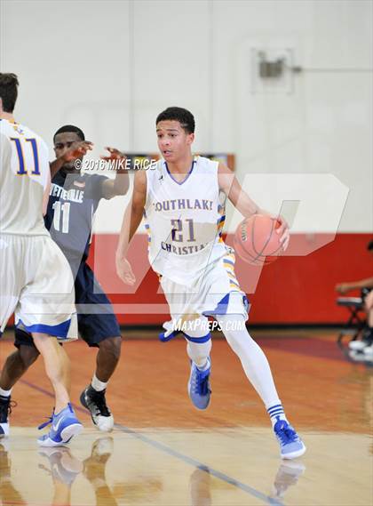 Thumbnail 1 in Fayetteville Academy vs. SouthLake Christian Academy (WNC Holiday Classic) photogallery.