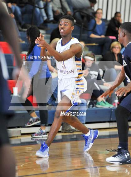 Thumbnail 3 in Fayetteville Academy vs. SouthLake Christian Academy (WNC Holiday Classic) photogallery.