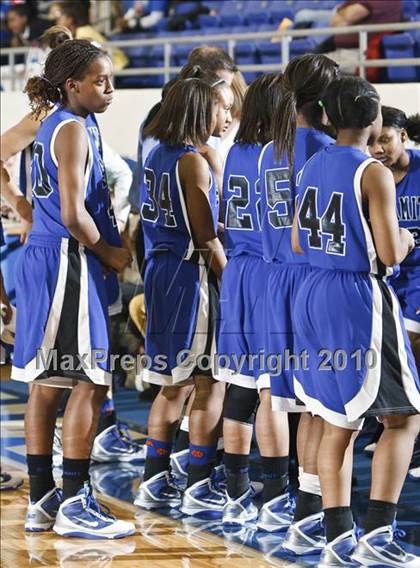 Thumbnail 1 in North Crowley vs. Summit (Texas 5A Region I Playoffs) photogallery.