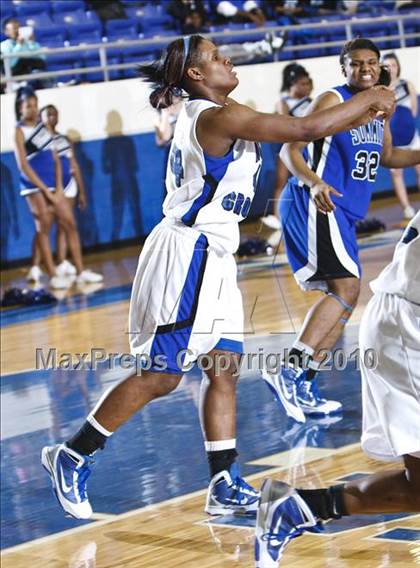 Thumbnail 1 in North Crowley vs. Summit (Texas 5A Region I Playoffs) photogallery.