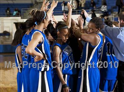 Thumbnail 3 in North Crowley vs. Summit (Texas 5A Region I Playoffs) photogallery.