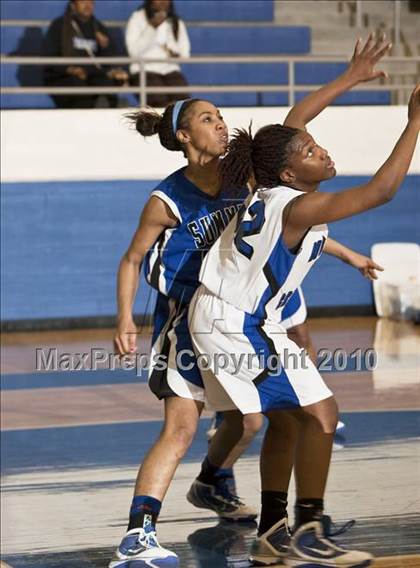 Thumbnail 2 in North Crowley vs. Summit (Texas 5A Region I Playoffs) photogallery.