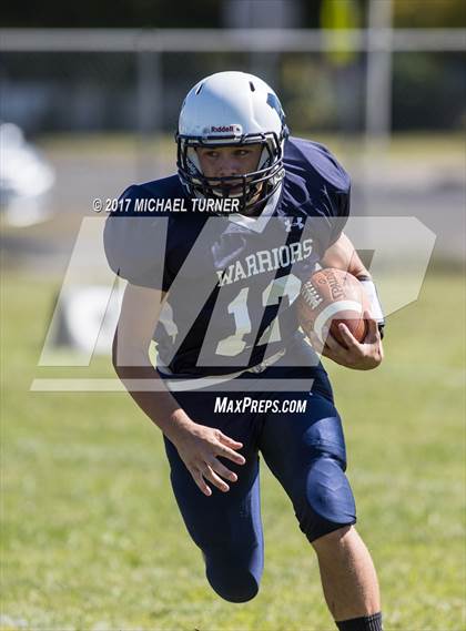 Thumbnail 3 in Loyalton vs. Mercy photogallery.