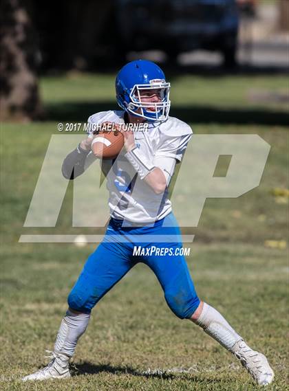 Thumbnail 3 in Loyalton vs. Mercy photogallery.