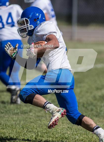 Thumbnail 2 in Loyalton vs. Mercy photogallery.