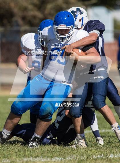 Thumbnail 2 in Loyalton vs. Mercy photogallery.